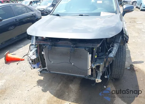 2021 Toyota Rav4 Xle z USA, uszkodzony, nr VIN 2T3W1RFV1MW104948